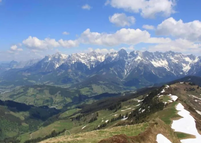 Near Passthurn Area Kitzbuehel Дом отдыха *